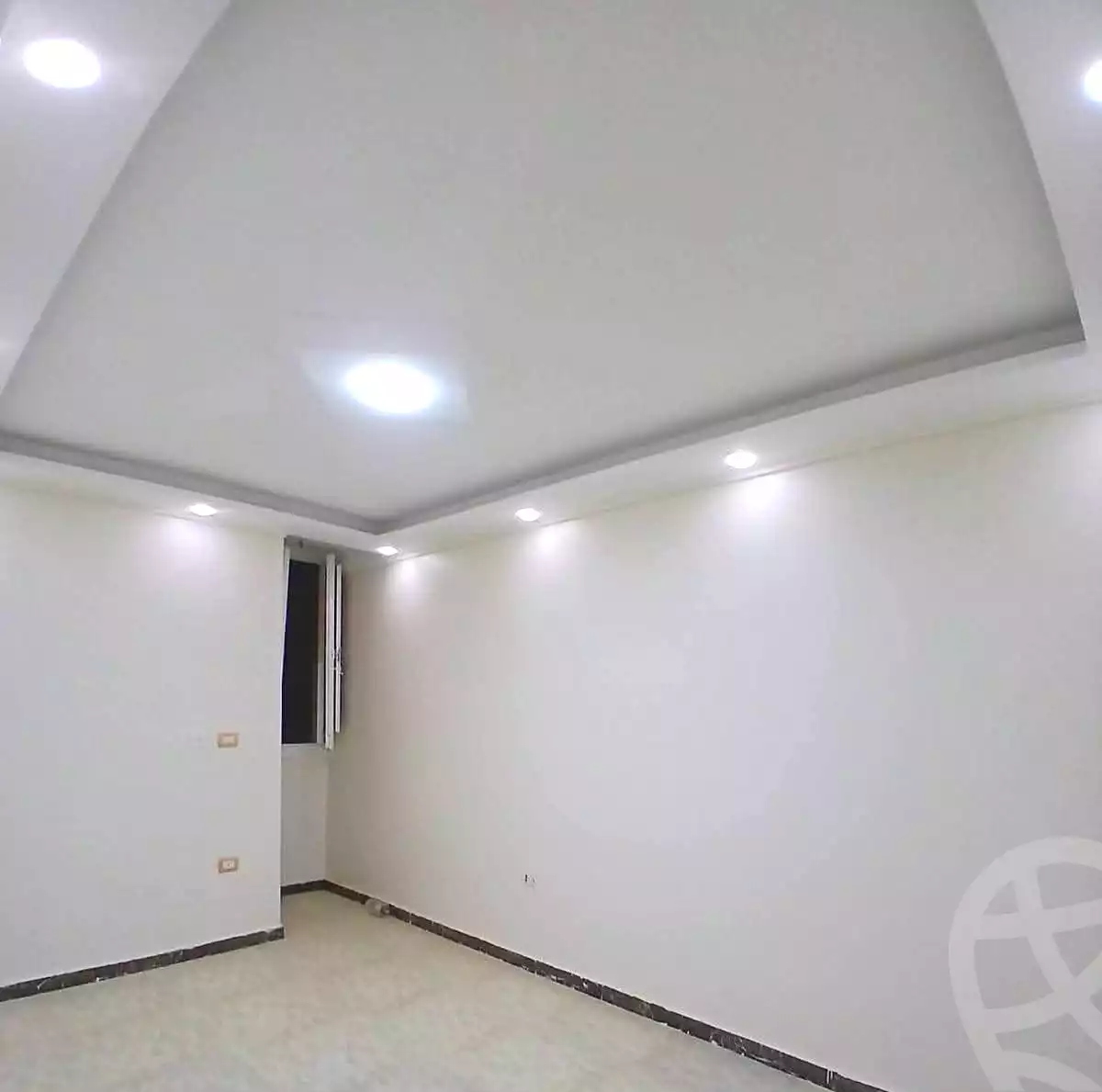https://aqarmap.com.eg/ar/listing/7066386-for-sale-alexandria-al-agamy-lbytsh-bianchiii