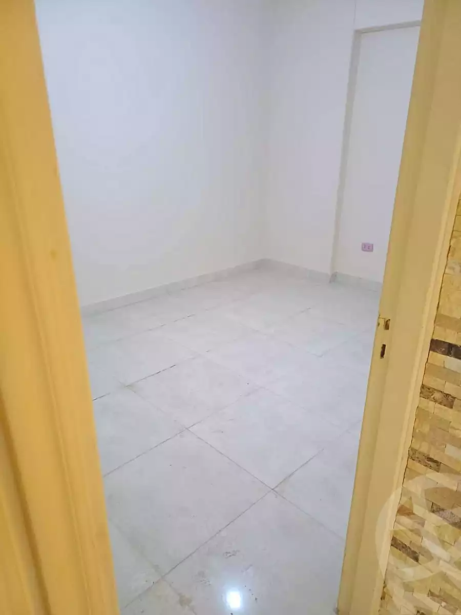 https://aqarmap.com.eg/en/listing/7066493-for-rent-alexandria-lsywf-shamaa