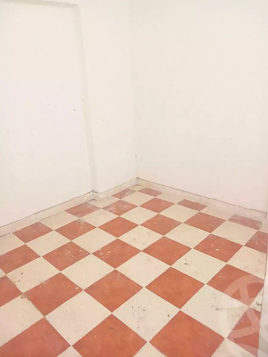 https://aqarmap.com.eg/ar/listing/7066593-for-sale-alexandria-al-agamy-el-hanouvel