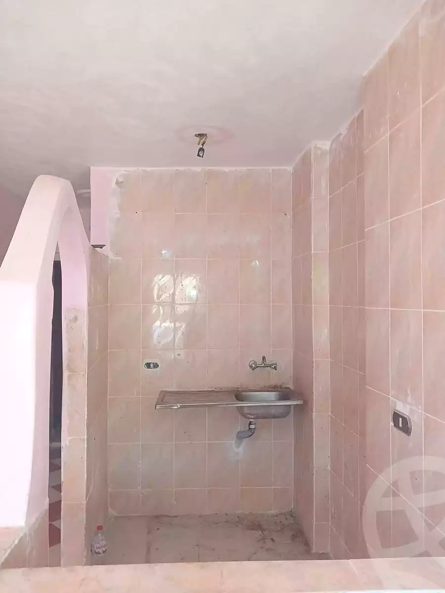 https://aqarmap.com.eg/ar/listing/7066593-for-sale-alexandria-al-agamy-el-hanouvel