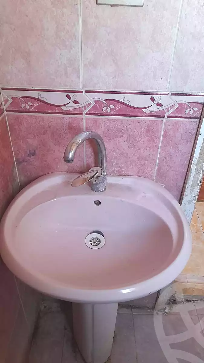 https://aqarmap.com.eg/en/listing/7066645-for-rent-cairo-el-haram-shareaa-khatem-el-morsalen