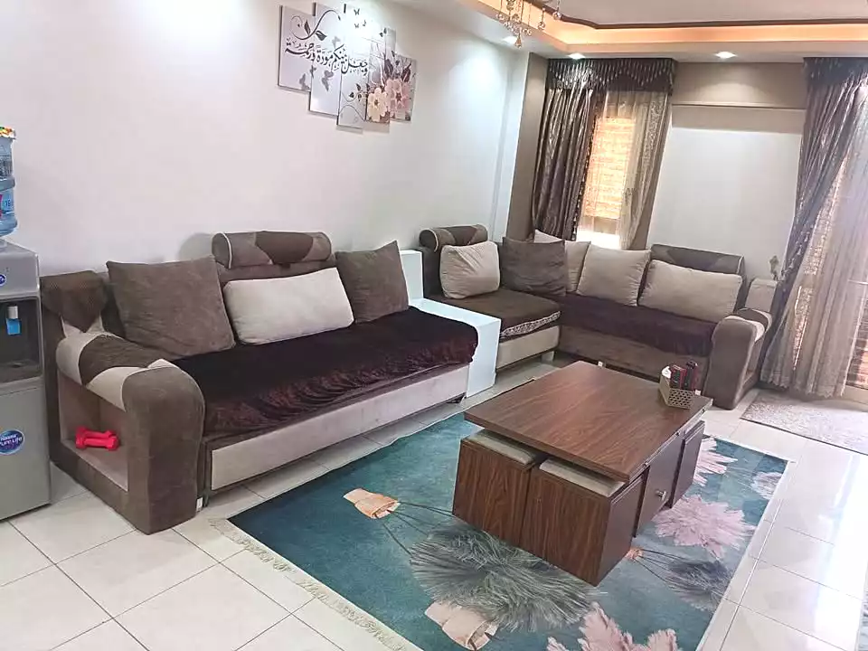 https://aqarmap.com.eg/ar/listing/7066740-for-sale-cairo-helwan-helwan-el-sharkeya-zaki-hawas-st