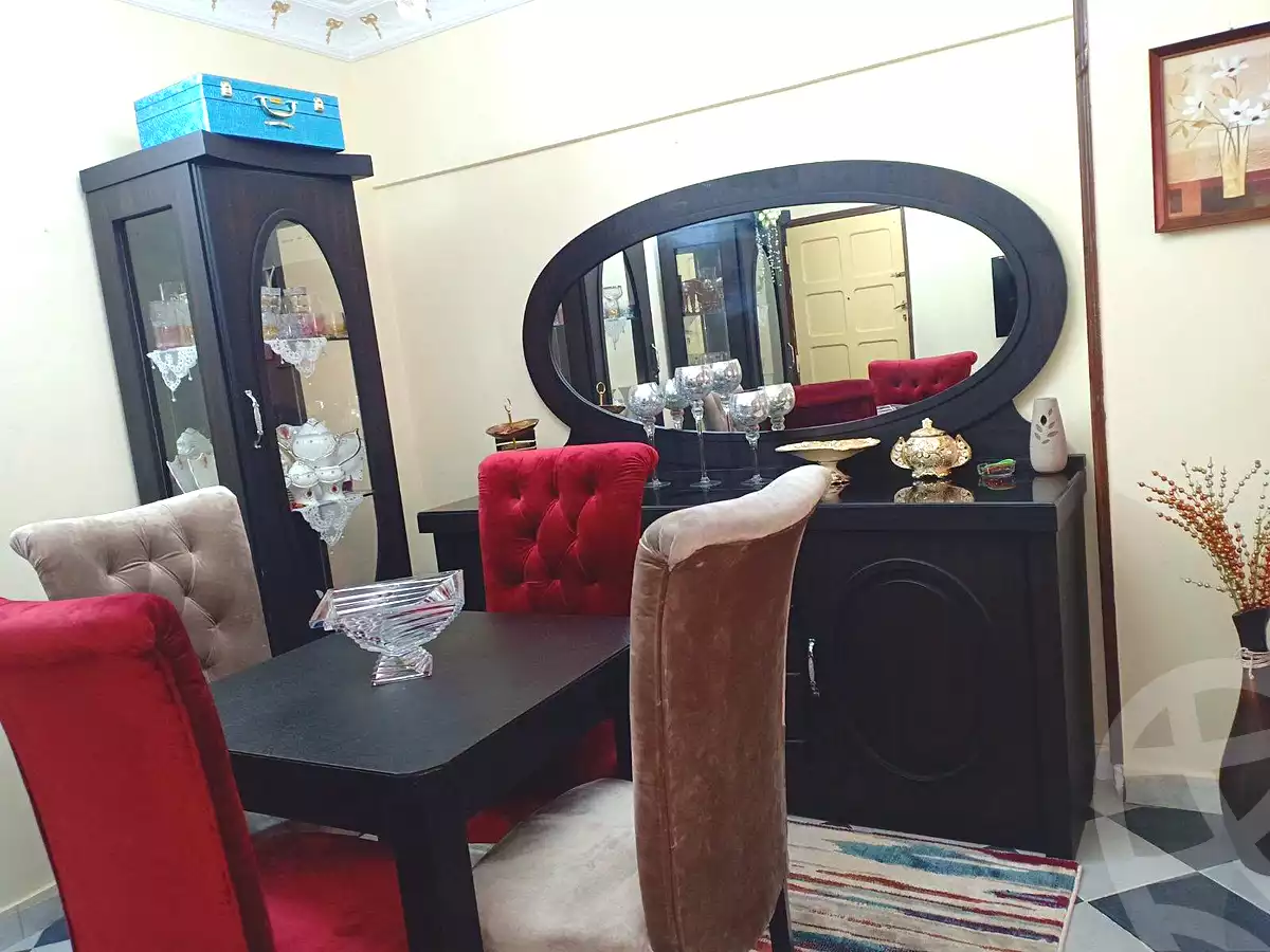 https://aqarmap.com.eg/en/listing/7066783-for-sale-cairo-helwan-helwan-el-sharkeya-mostafa-safwat-st