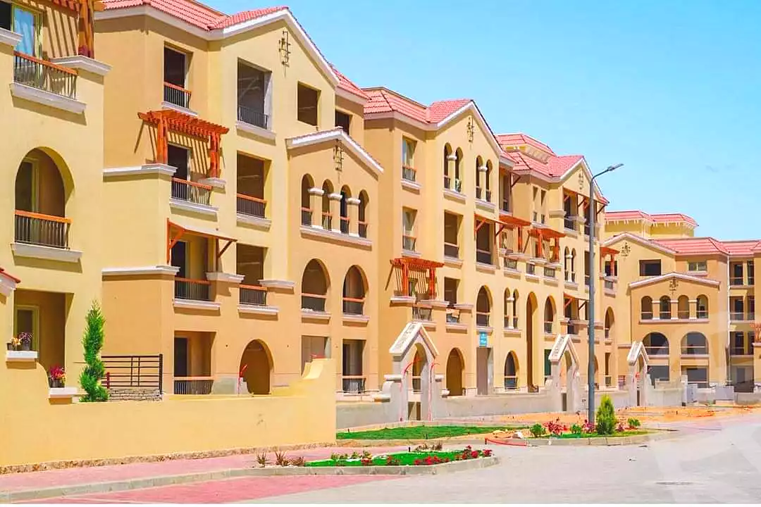 https://aqarmap.com.eg/en/listing/7043186-for-sale-cairo-el-shorouk-compounds-maadi-view