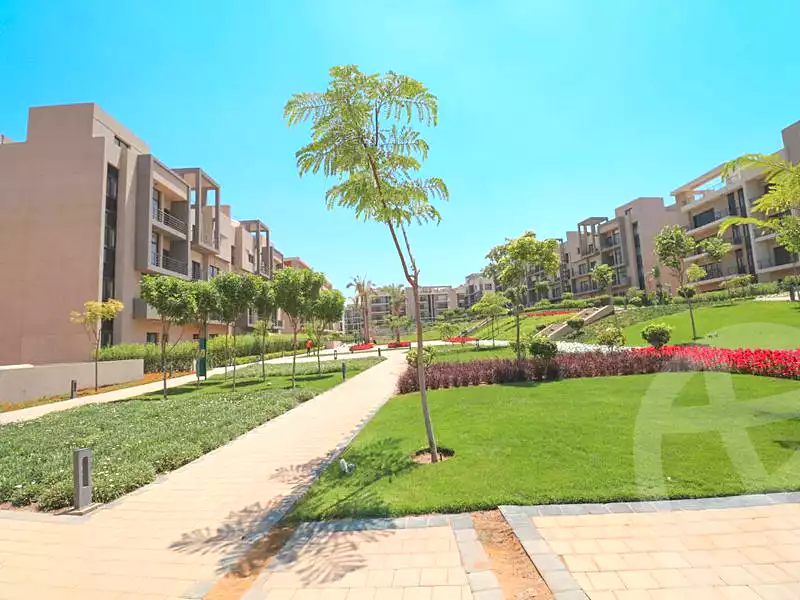 https://aqarmap.com.eg/en/listing/6989446-for-sale-cairo-new-cairo-compounds-fifth-square