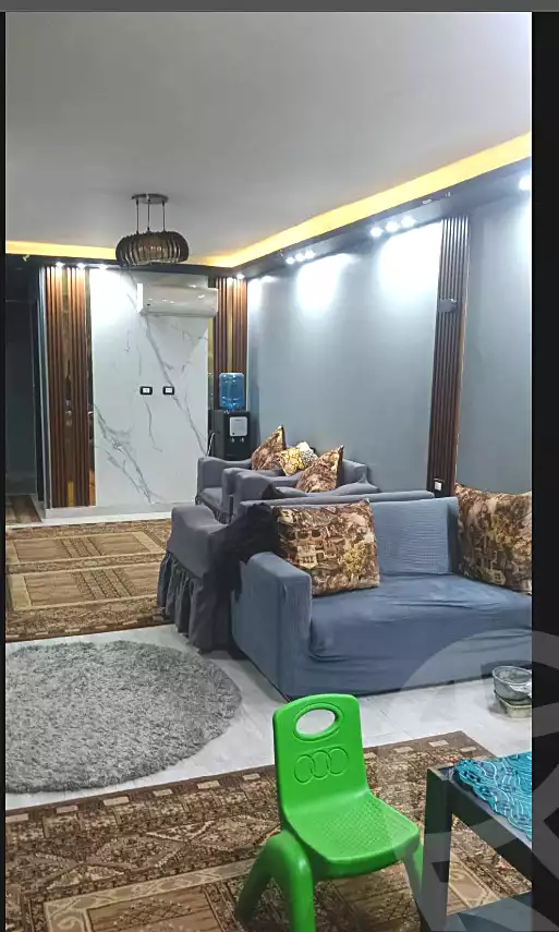https://aqarmap.com.eg/en/listing/7067588-for-sale-cairo-helwan-ahmed-enci-st