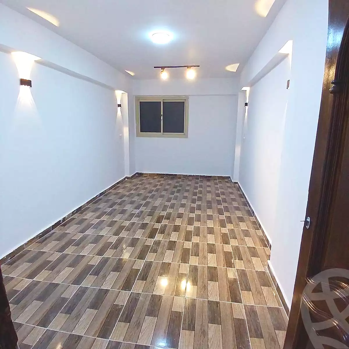 https://aqarmap.com.eg/ar/listing/7068130-for-sale-alexandria-al-agamy-el-hanouvel