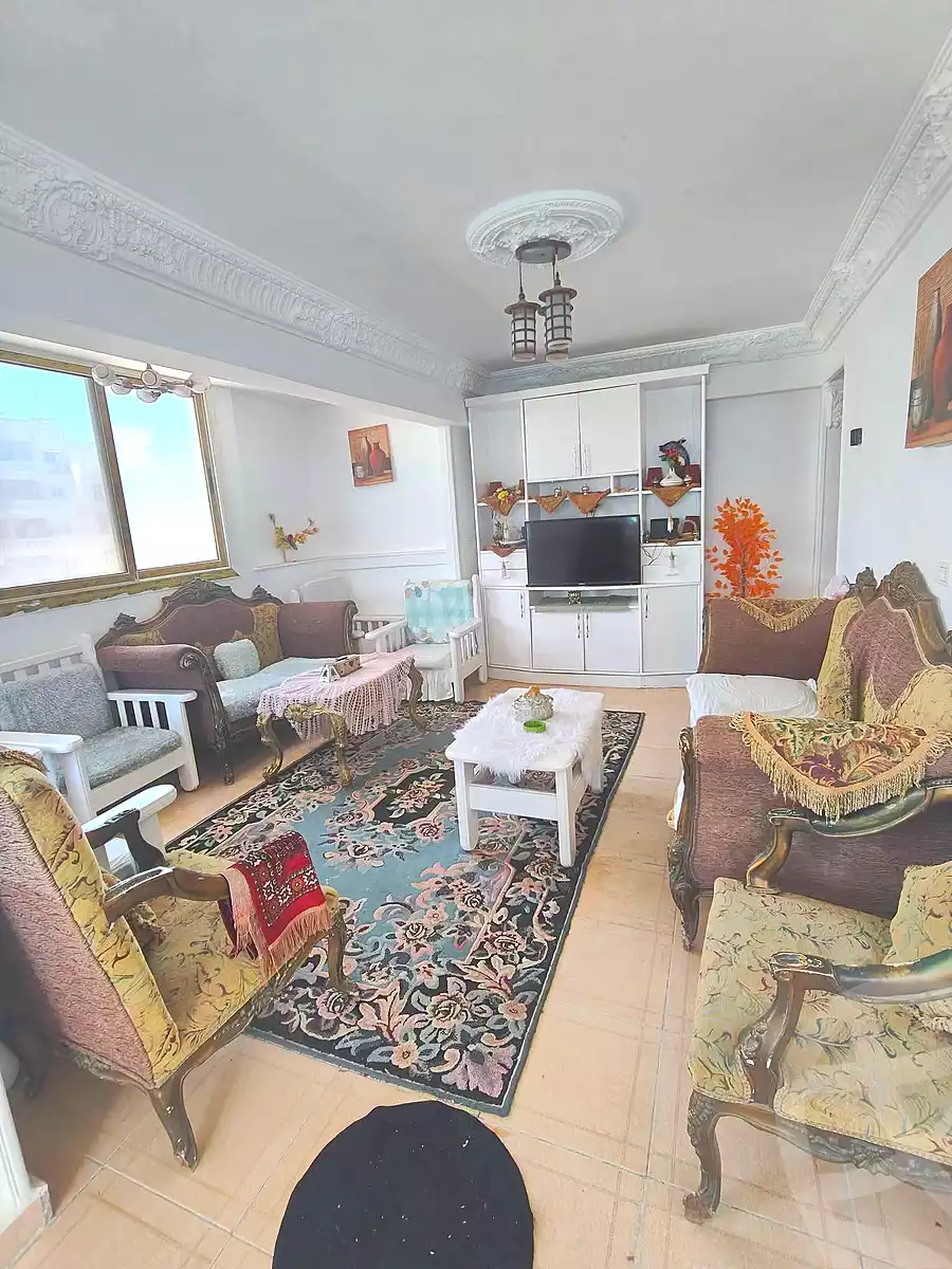 https://aqarmap.com.eg/ar/listing/7068187-for-sale-alexandria-el-asafra-l-sfr-bhry