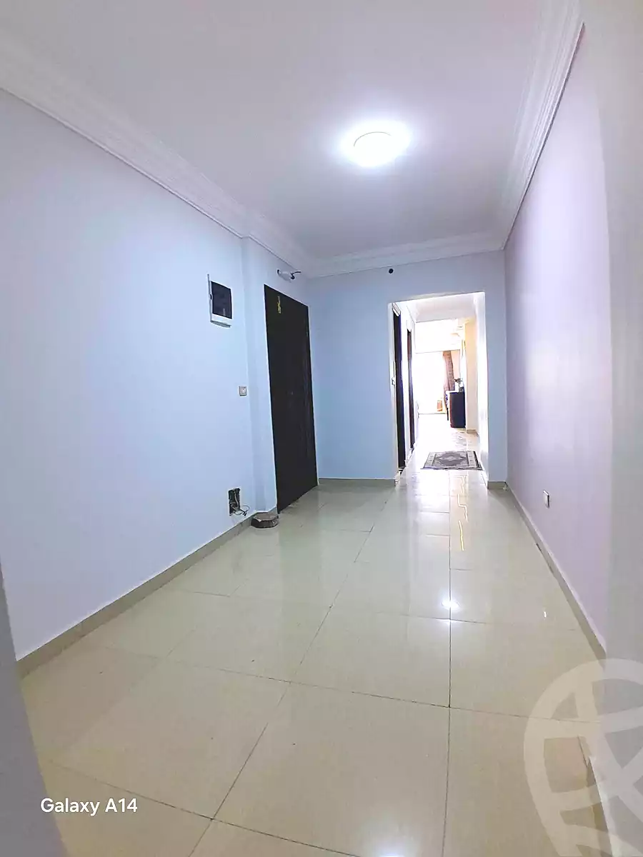 https://aqarmap.com.eg/ar/listing/7068248-for-sale-alexandria-el-asafra-l-sfr-bhry
