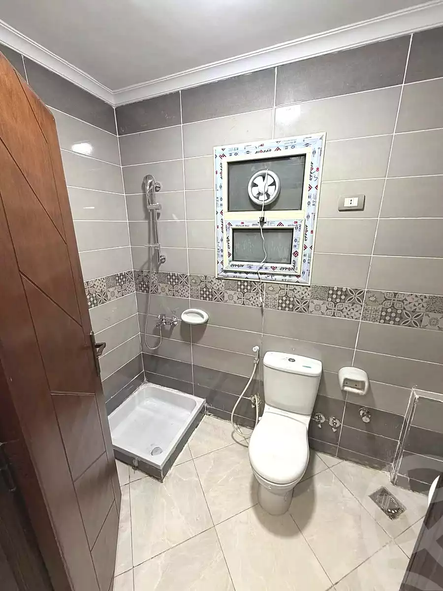 https://aqarmap.com.eg/ar/listing/7068289-for-rent-cairo-ain-shams-jsr-lswys
