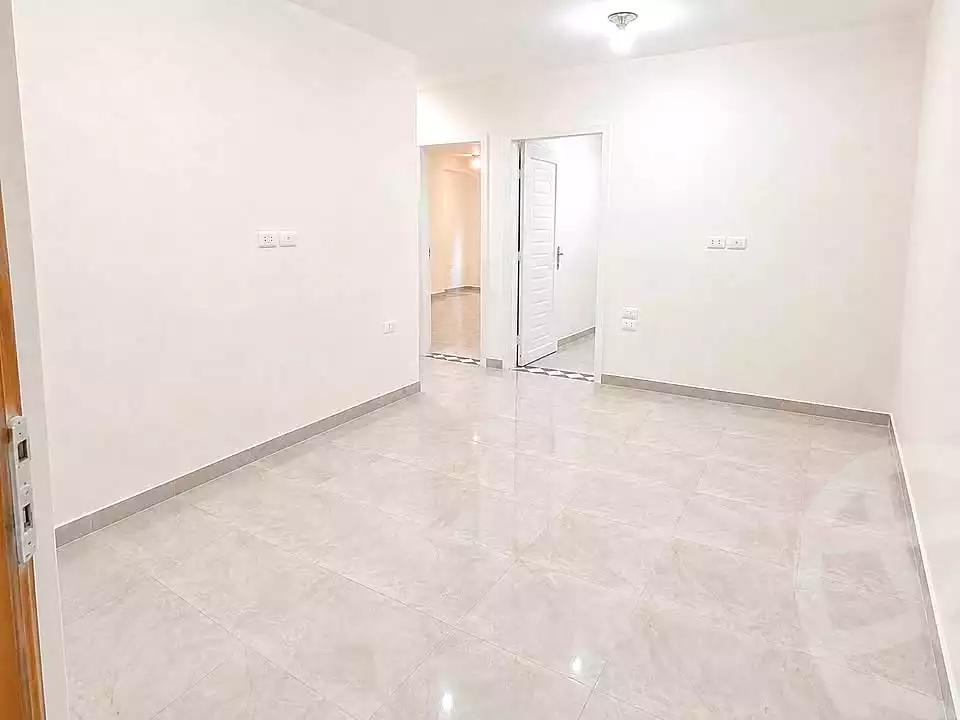 https://aqarmap.com.eg/ar/listing/7068506-for-sale-cairo-ain-shams-ain-shams-el-sharkia