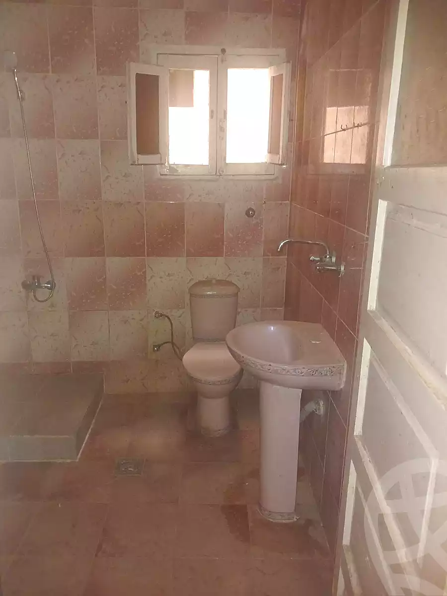 https://aqarmap.com.eg/ar/listing/7068639-for-sale-alexandria-al-agamy-el-hanouvel