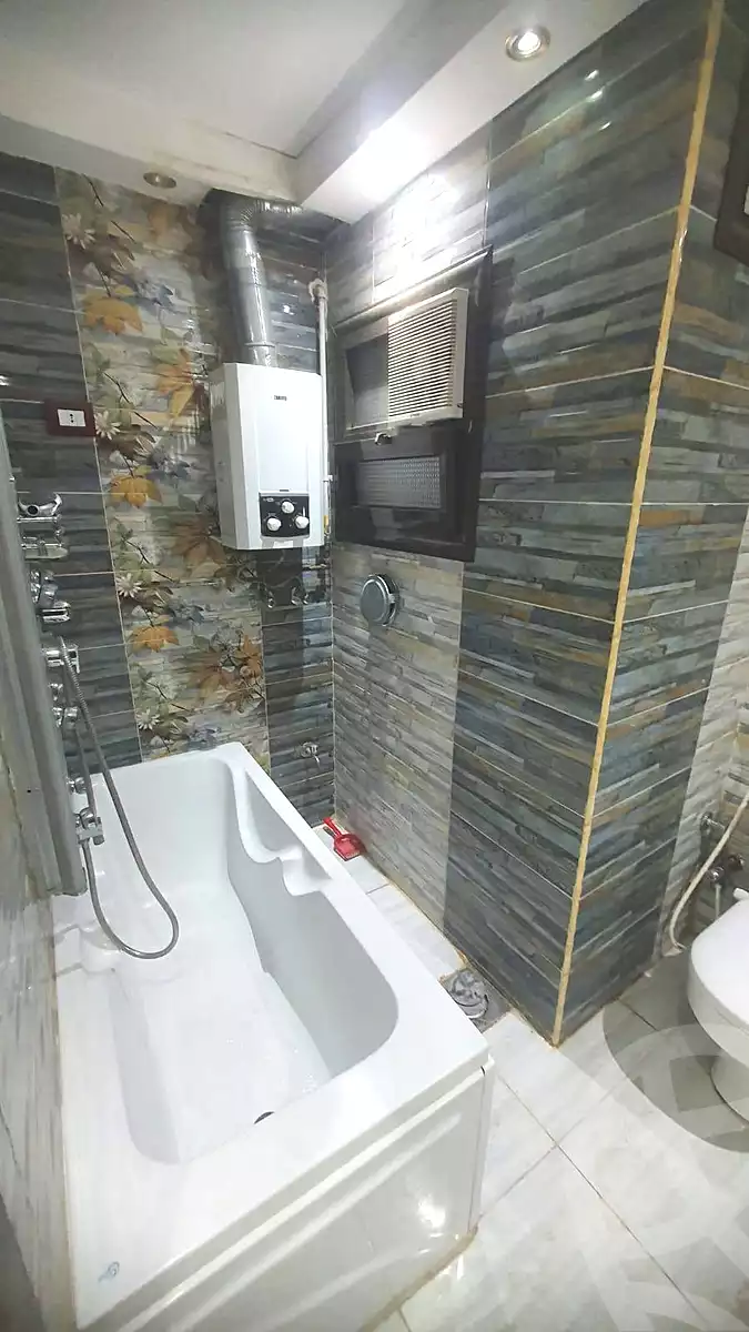 https://aqarmap.com.eg/ar/listing/7068698-for-sale-cairo-el-zaytun-lzytwn-lshrqy