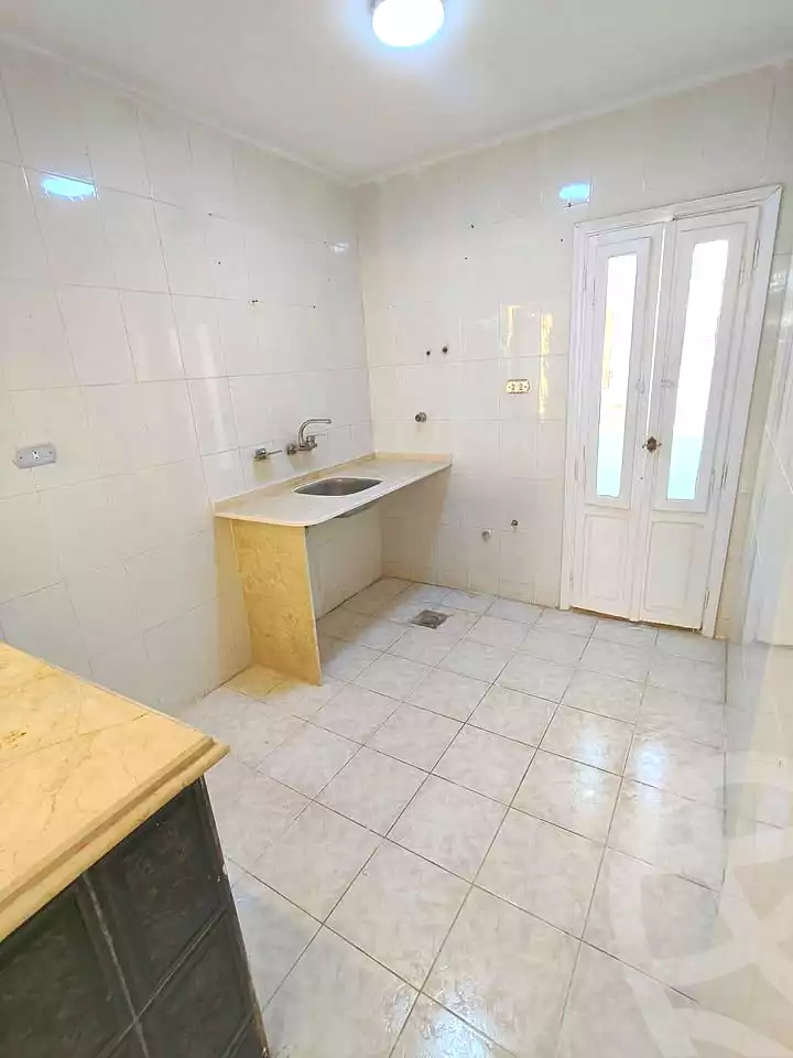 https://aqarmap.com.eg/en/listing/7068756-for-sale-alexandria-al-agamy-shataa-el-nakheel