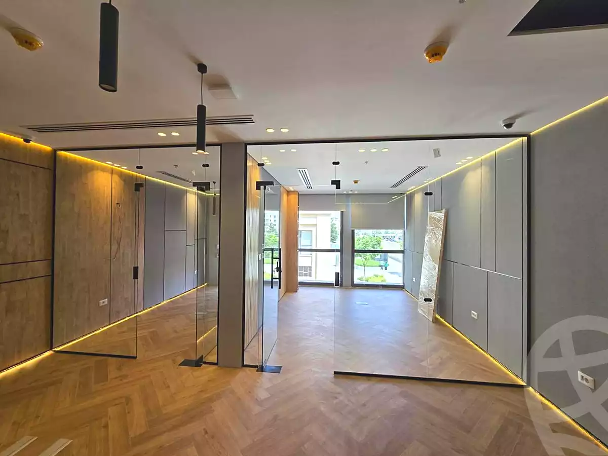 https://aqarmap.com.eg/ar/listing/7068827-for-sale-cairo-new-cairo-compounds-mivida-mivida-business-park-emaar