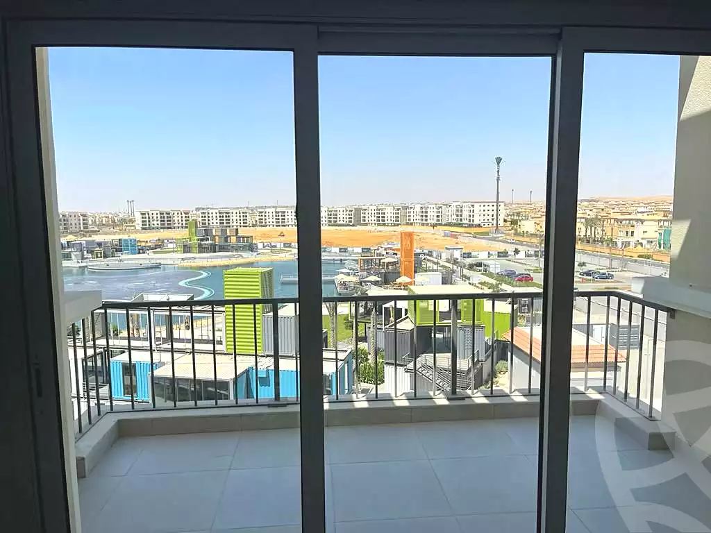 https://aqarmap.com.eg/ar/listing/7068831-for-sale-cairo-new-cairo-compounds-mivida-mivida-business-park-emaar