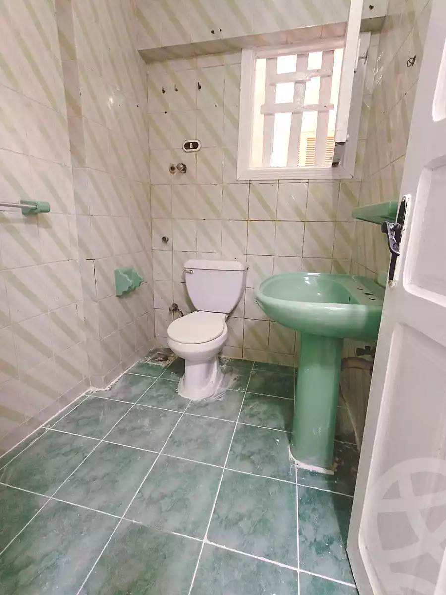 https://aqarmap.com.eg/en/listing/7069311-for-sale-alexandria-al-agamy-shataa-el-nakheel