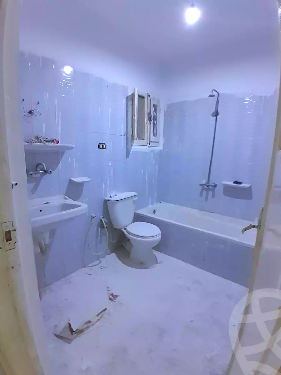 https://aqarmap.com.eg/en/listing/7069328-for-sale-alexandria-al-agamy-el-hanouvel-radwan-st