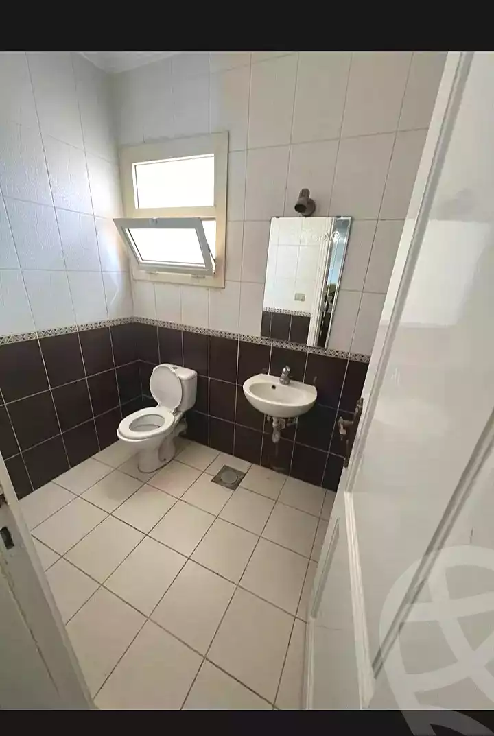 https://aqarmap.com.eg/en/listing/7069647-for-sale-alexandria-el-mandara