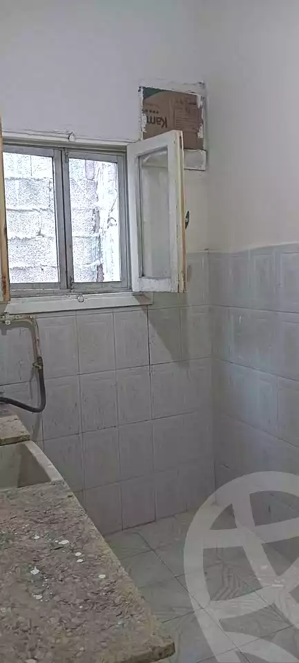 https://aqarmap.com.eg/ar/listing/7069865-for-rent-alexandria-al-agamy-el-hanouvel