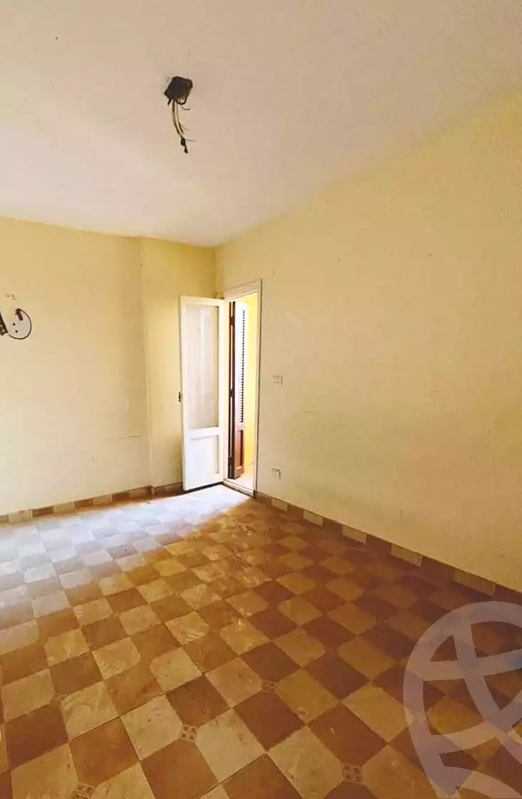 https://aqarmap.com.eg/ar/listing/7070021-for-sale-alexandria-camp-cesar-mamfeis-st