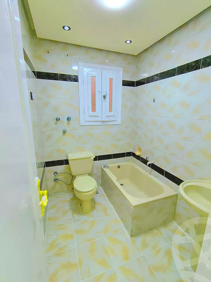 https://aqarmap.com.eg/en/listing/7070037-for-sale-alexandria-al-agamy-shataa-el-nakheel
