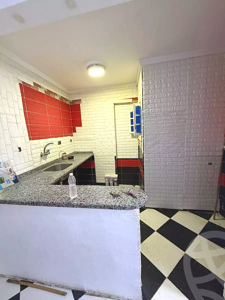 https://aqarmap.com.eg/ar/listing/7070583-for-sale-alexandria-el-asafra-shr-45