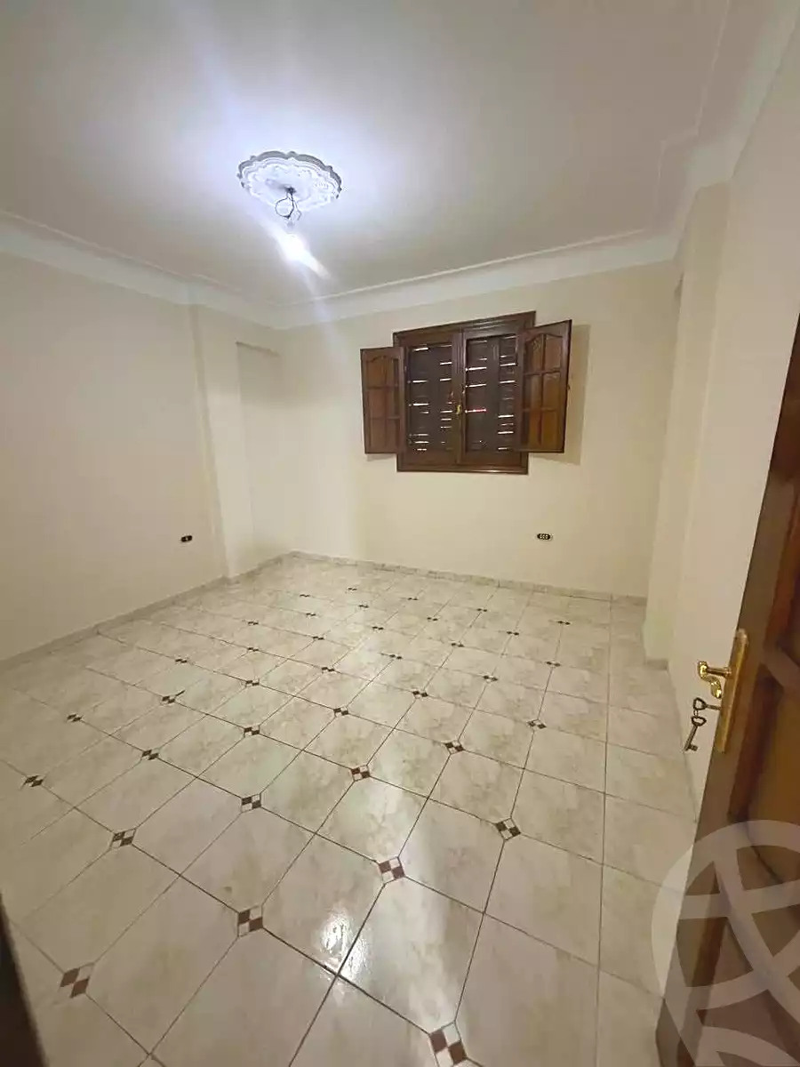 https://aqarmap.com.eg/ar/listing/7070663-for-sale-alexandria-lsywf-el-falki
