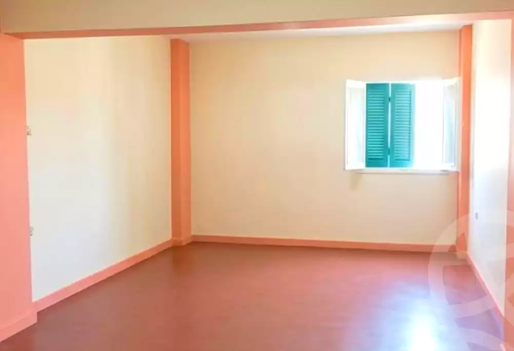 https://aqarmap.com.eg/ar/listing/7070749-for-sale-cairo-15th-of-may-mjwr-28