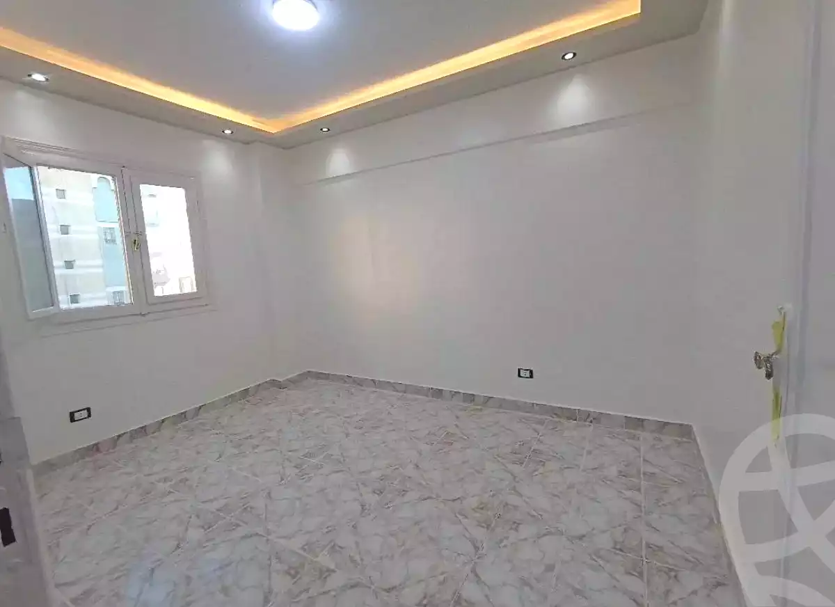https://aqarmap.com.eg/ar/listing/7070783-for-sale-alexandria-al-agamy-shataa-el-nakheel