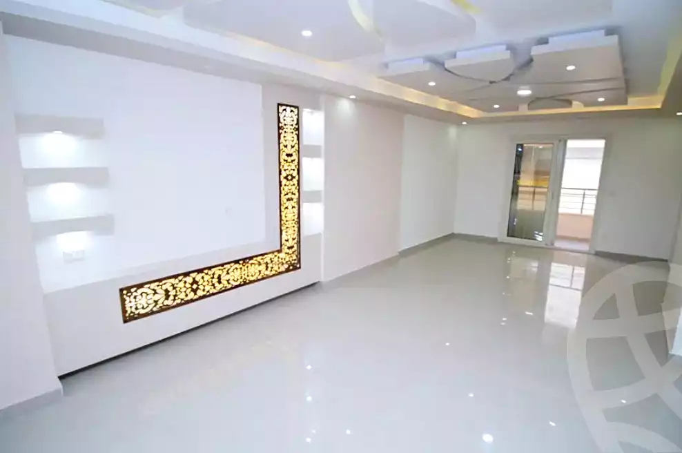https://aqarmap.com.eg/en/listing/7070805-for-sale-alexandria-ganaklis