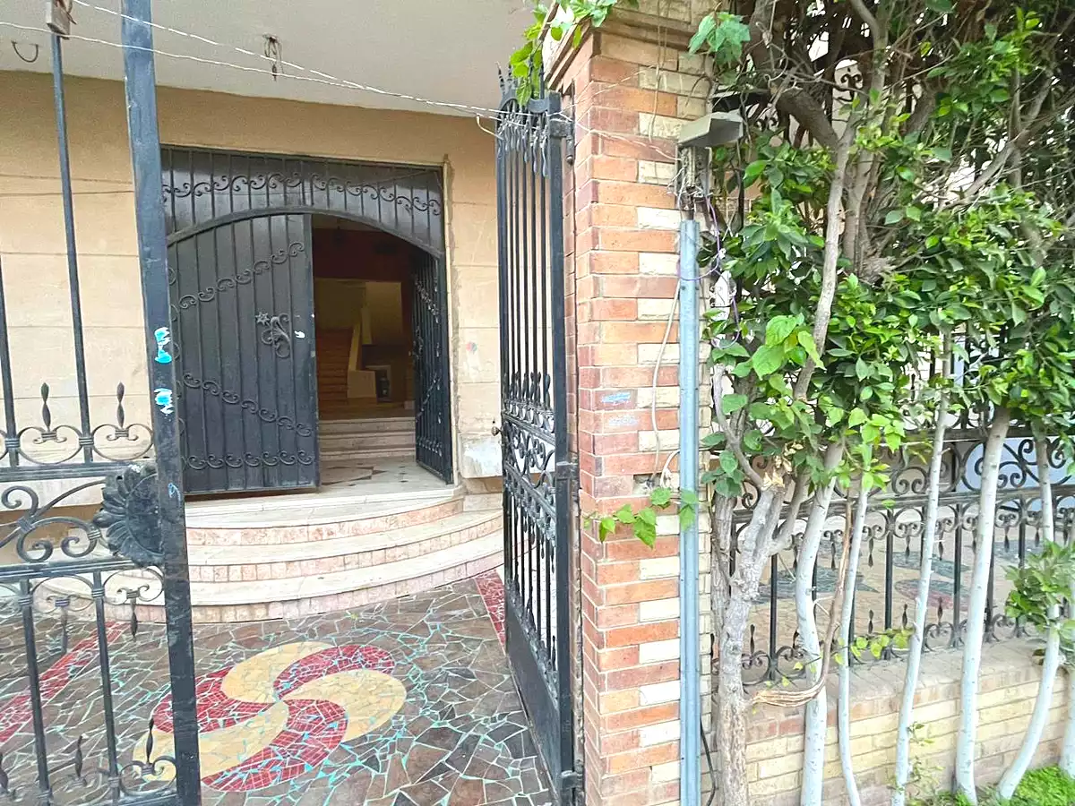 https://aqarmap.com.eg/ar/listing/7070799-for-rent-cairo-new-cairo-el-banafsg-el-banafsag-villas