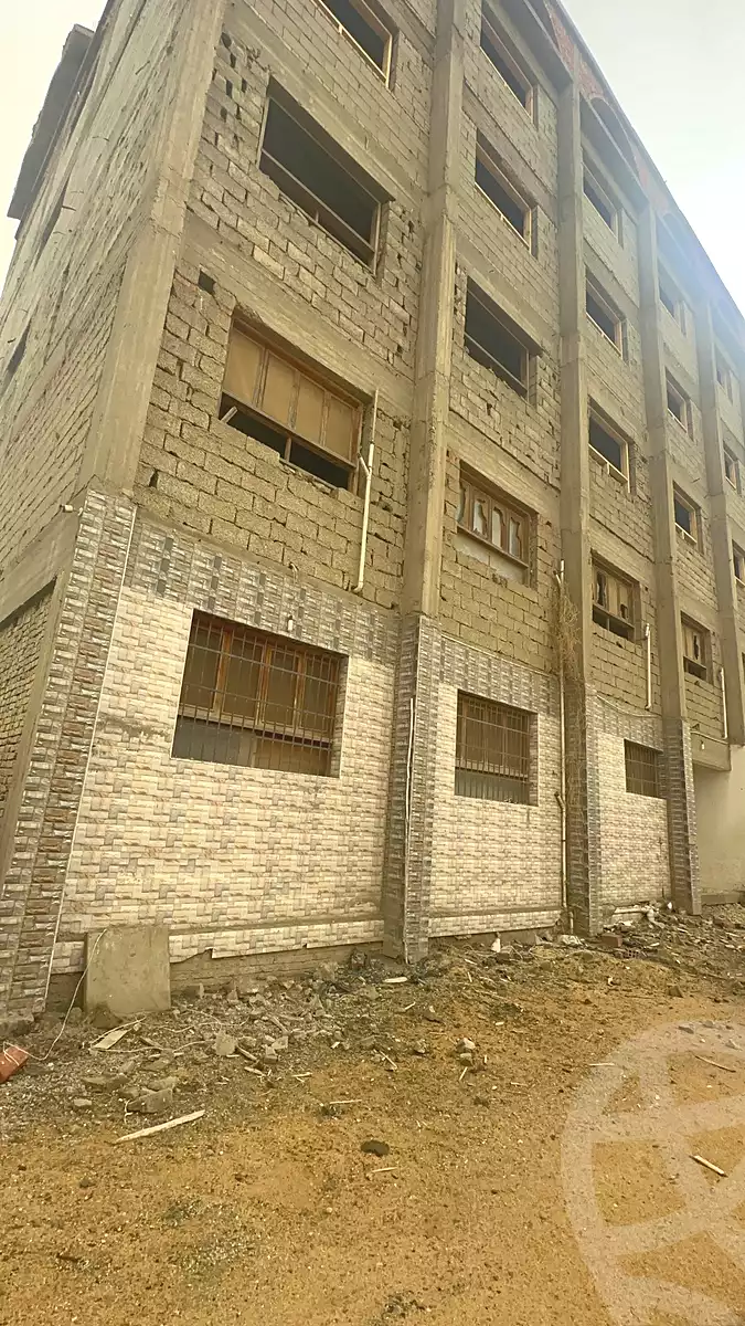 https://aqarmap.com.eg/ar/listing/7070786-for-sale-qalyubia-el-kanater-el-kheria-sndbes