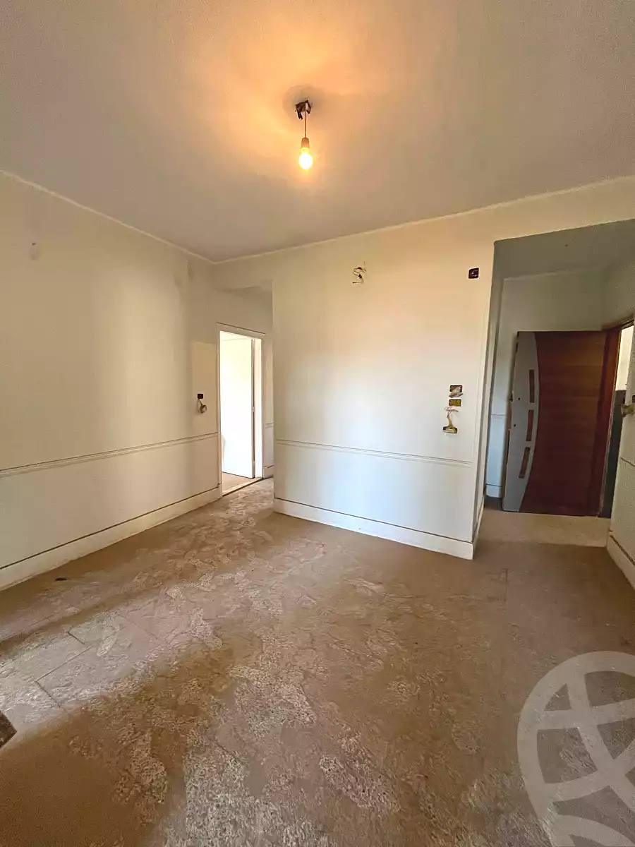 https://aqarmap.com.eg/ar/listing/7070885-for-sale-cairo-helwan-helwan-el-sharkeya-thabit-basha-st