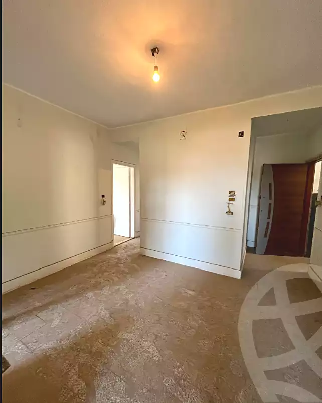 https://aqarmap.com.eg/ar/listing/7070890-for-sale-cairo-helwan-helwan-el-sharkeya-thabit-basha-st
