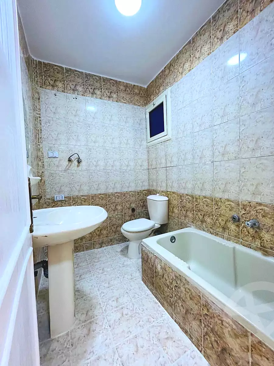https://aqarmap.com.eg/ar/listing/7070899-for-sale-alexandria-al-agamy-shataa-el-nakheel
