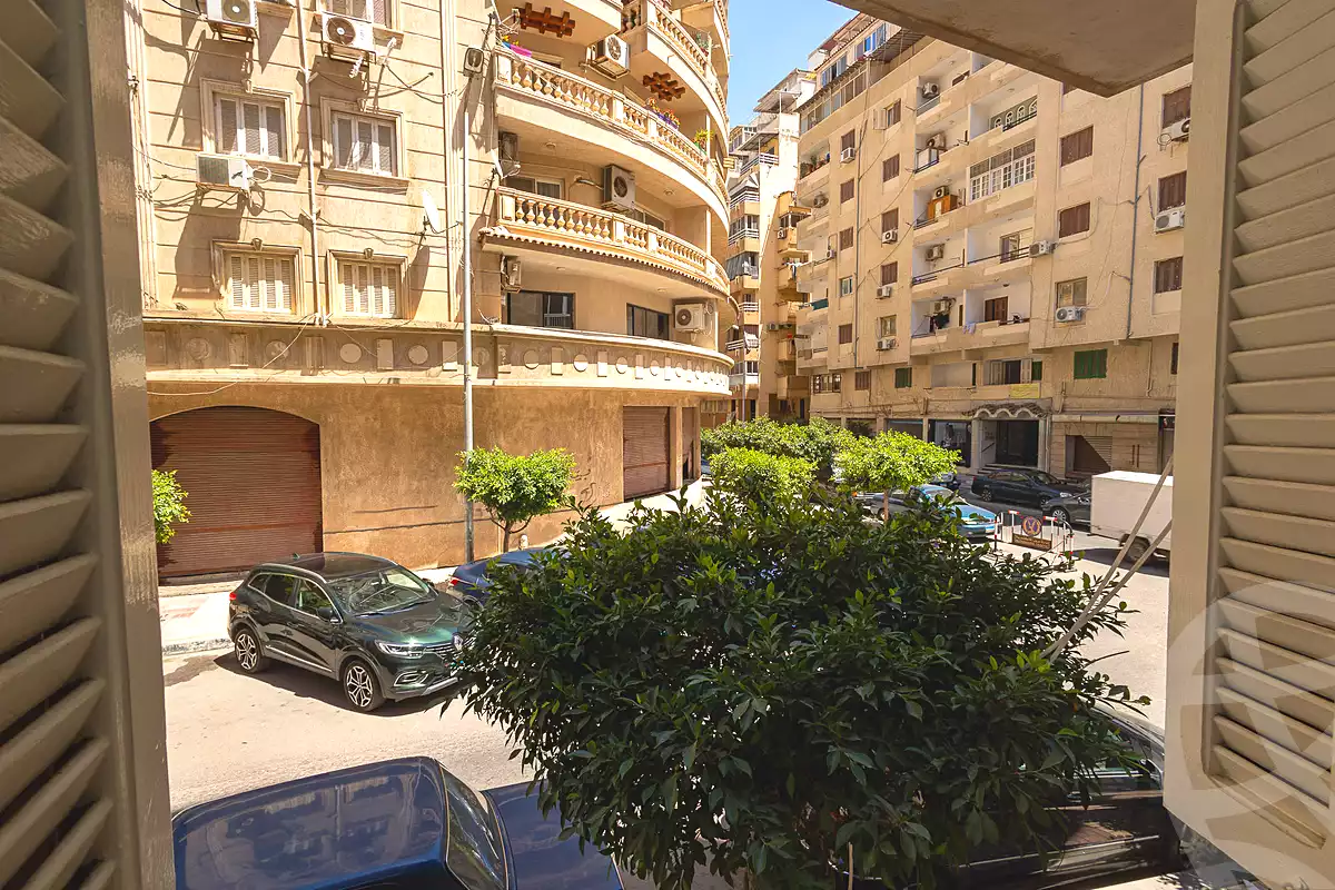 https://aqarmap.com.eg/ar/listing/7070923-for-sale-alexandria-smouha-ismail-sari-st
