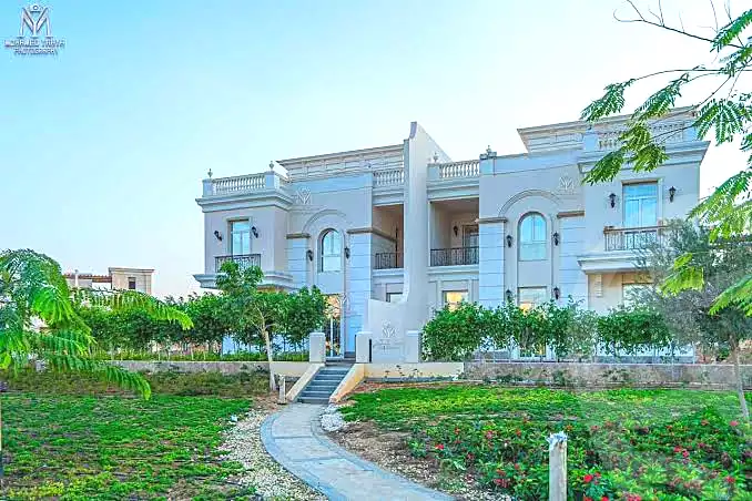 https://aqarmap.com.eg/ar/listing/7071079-for-sale-cairo-new-administrative-capital-r5-granville-compound-founders