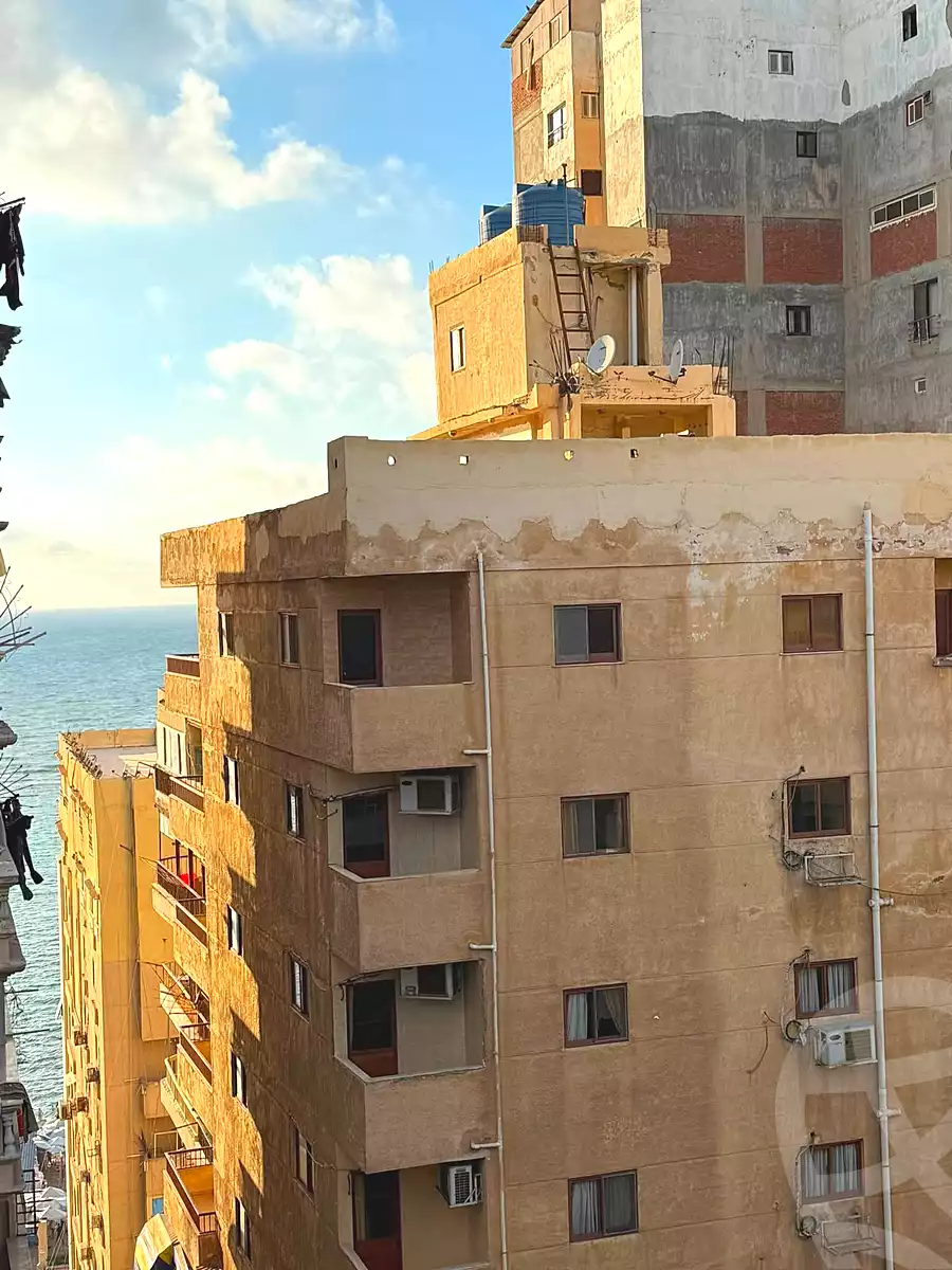 https://aqarmap.com.eg/ar/listing/7071293-for-sale-alexandria-el-mandara-alex-el-mandara-bahri