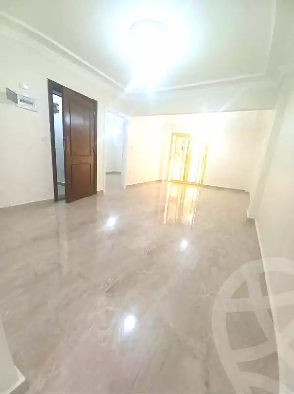https://aqarmap.com.eg/ar/listing/7071395-for-sale-alexandria-miami