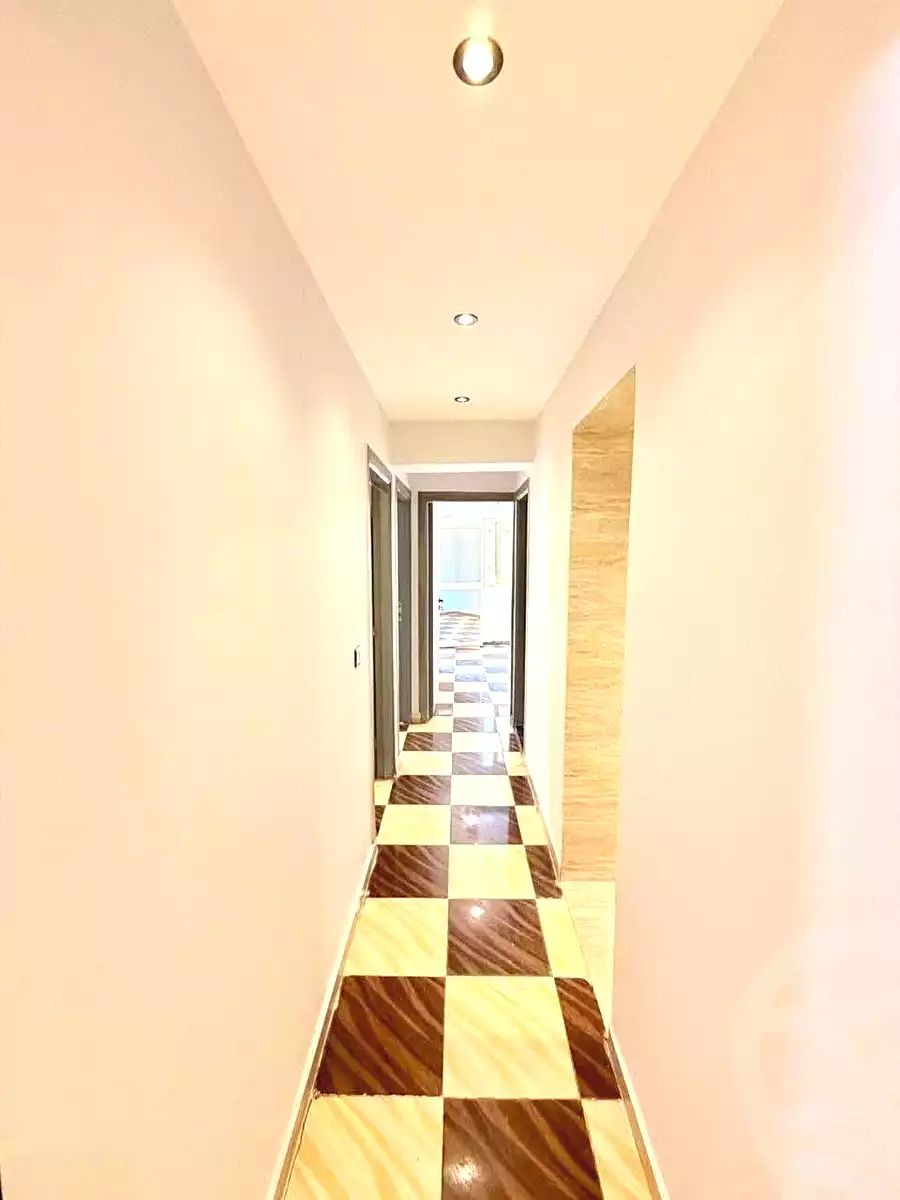 https://aqarmap.com.eg/en/listing/7071500-for-sale-alexandria-sydy-bshr-sydy-bshr-bhry-shr-khld-bn-lwlyd
