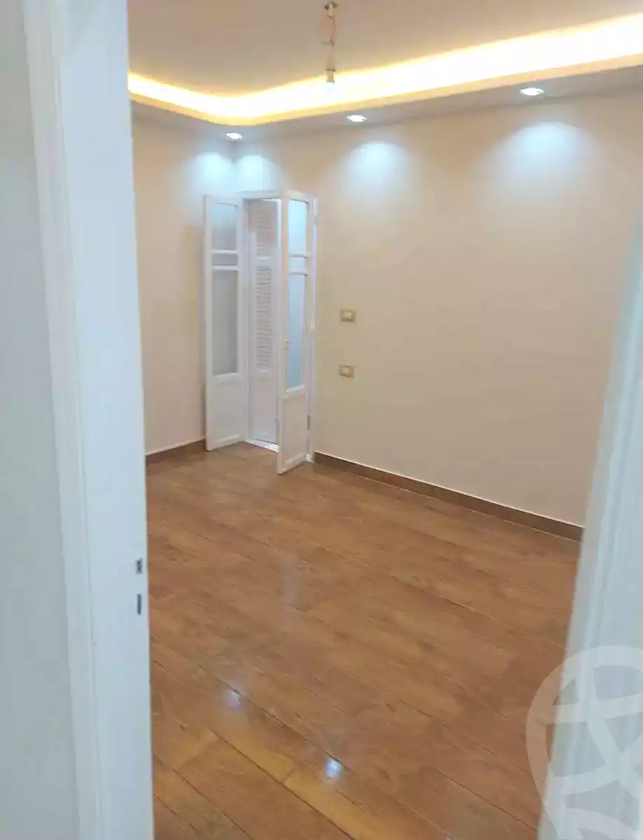 https://aqarmap.com.eg/ar/listing/7071505-for-sale-alexandria-sydy-bshr-sydy-bshr-qbly-cairo-st