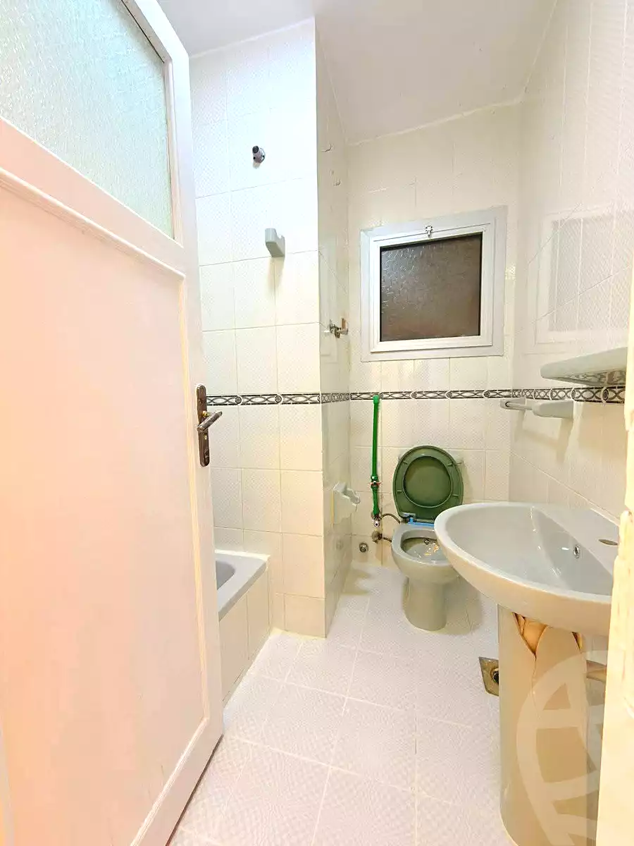 https://aqarmap.com.eg/ar/listing/7071822-for-sale-alexandria-al-agamy-shataa-el-nakheel