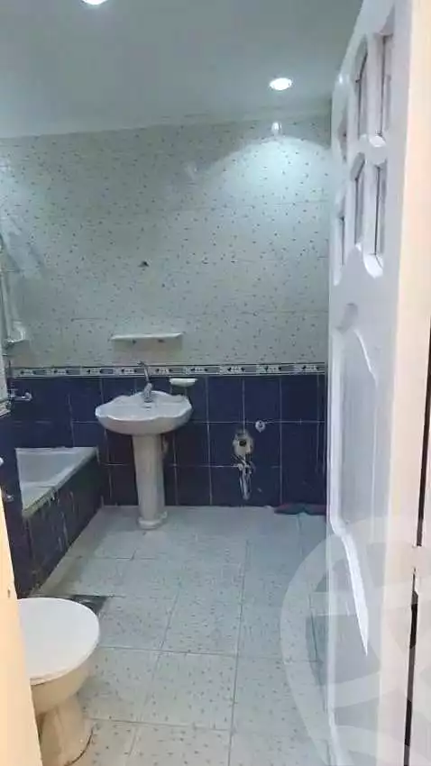 https://aqarmap.com.eg/en/listing/7072011-for-sale-alexandria-al-agamy-el-hanouvel-kasr-al-quiri-st-1
