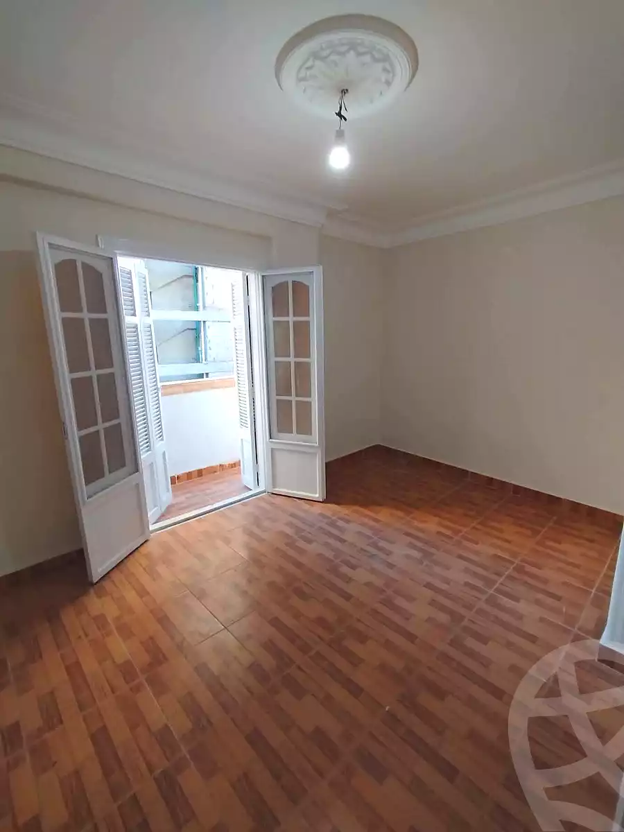 https://aqarmap.com.eg/ar/listing/7072031-for-sale-alexandria-lsywf-el-falki