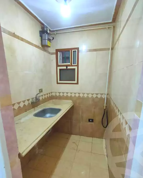 https://aqarmap.com.eg/ar/listing/7072270-for-sale-alexandria-lsywf-el-falki
