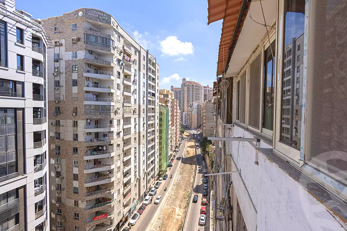 https://aqarmap.com.eg/en/listing/7072410-for-rent-alexandria-lauran-bd-lslm-rf