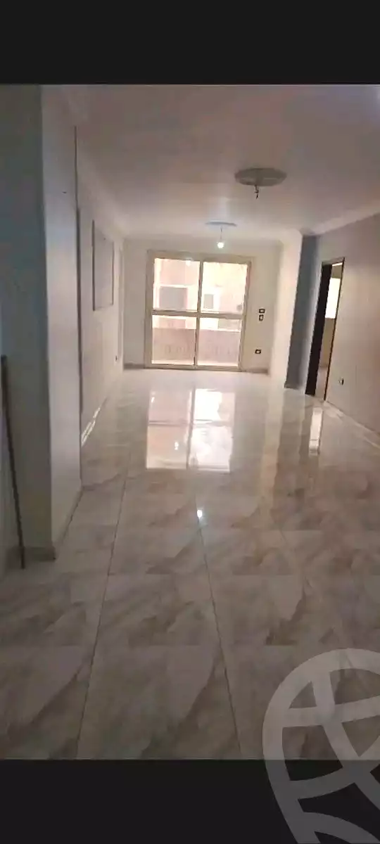 https://aqarmap.com.eg/en/listing/7072735-for-sale-cairo-helwan-hadayek-helwan-el-eshrein-st