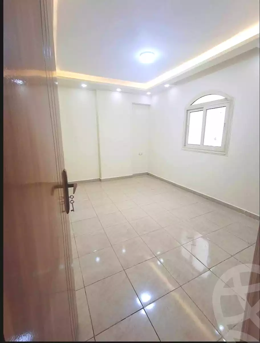 https://aqarmap.com.eg/en/listing/7072853-for-sale-alexandria-al-agamy-lbytsh-shahr-al-assal-st