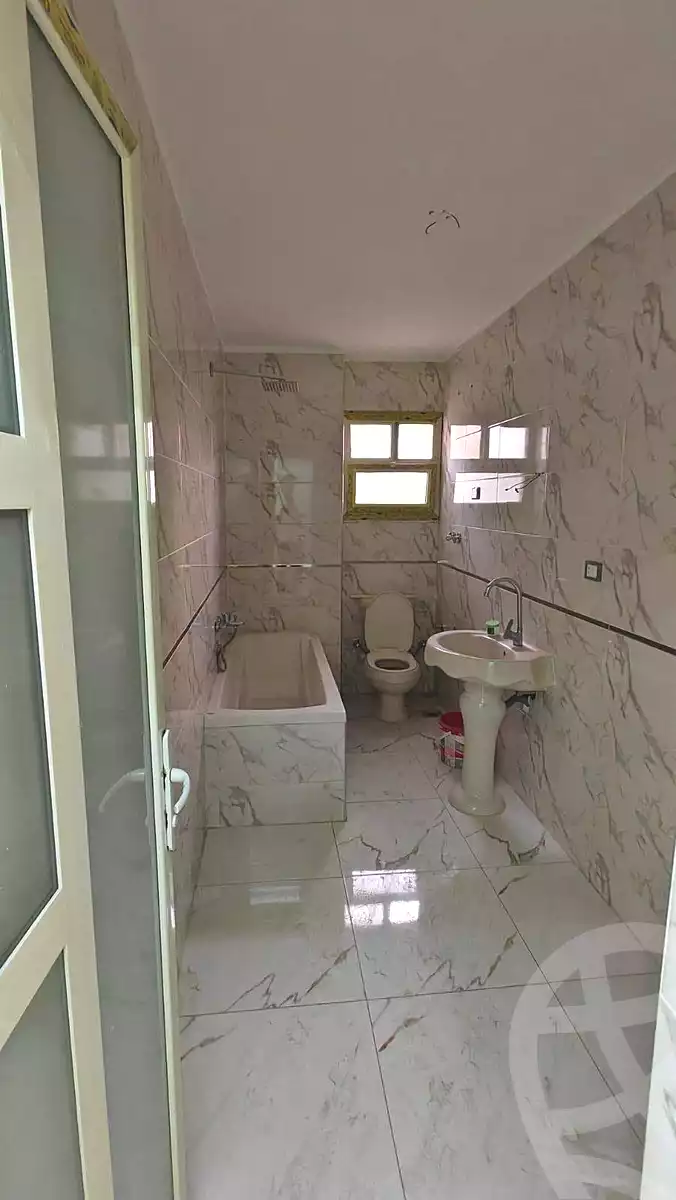 https://aqarmap.com.eg/ar/listing/7072897-for-rent-cairo-helwan-mostafa-fahmy-st